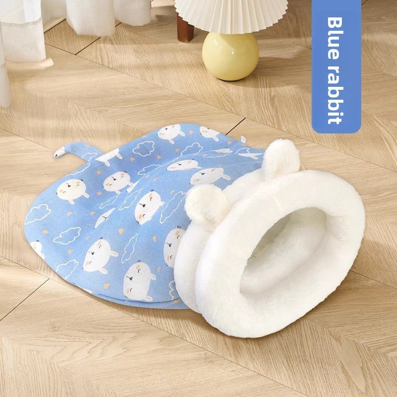 Warm pet sleeping bag