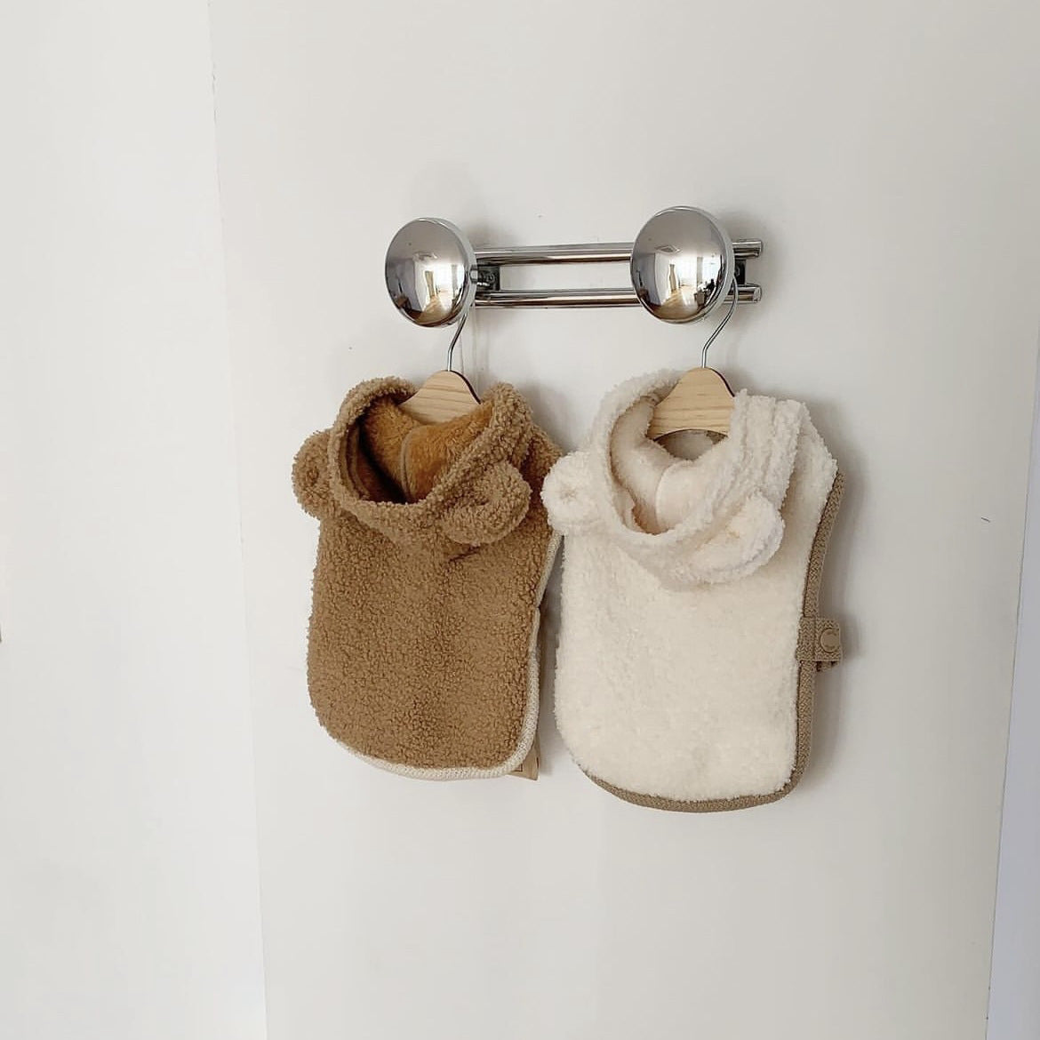 Warm Pet Cape for Small and Medium Dogs and Cats