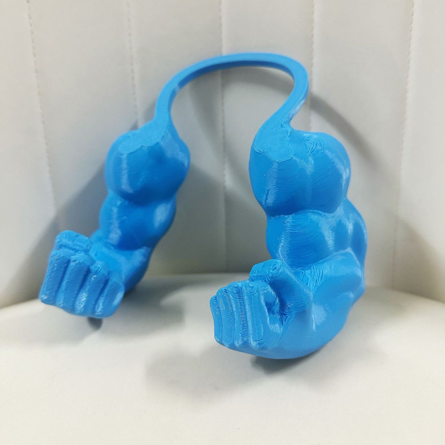Creative 3D Printed Green Giant Arm Pet Toy