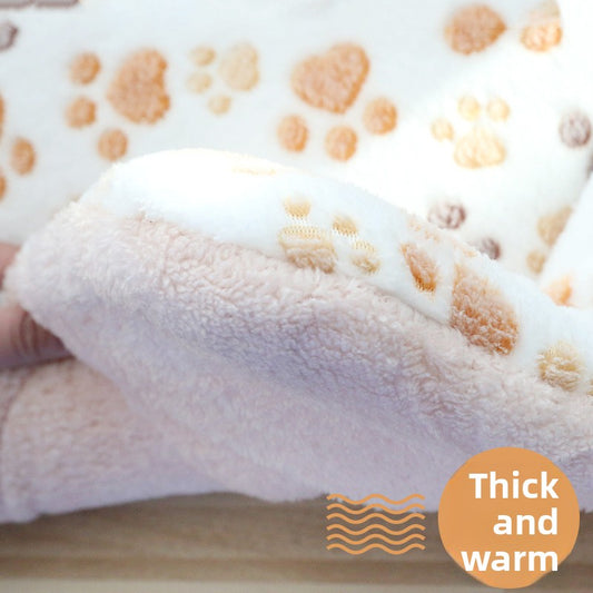 Thickened plush cushion