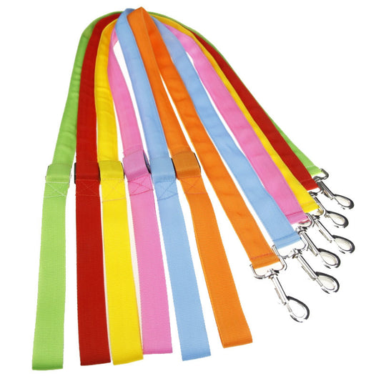 Light-emitting traction rope