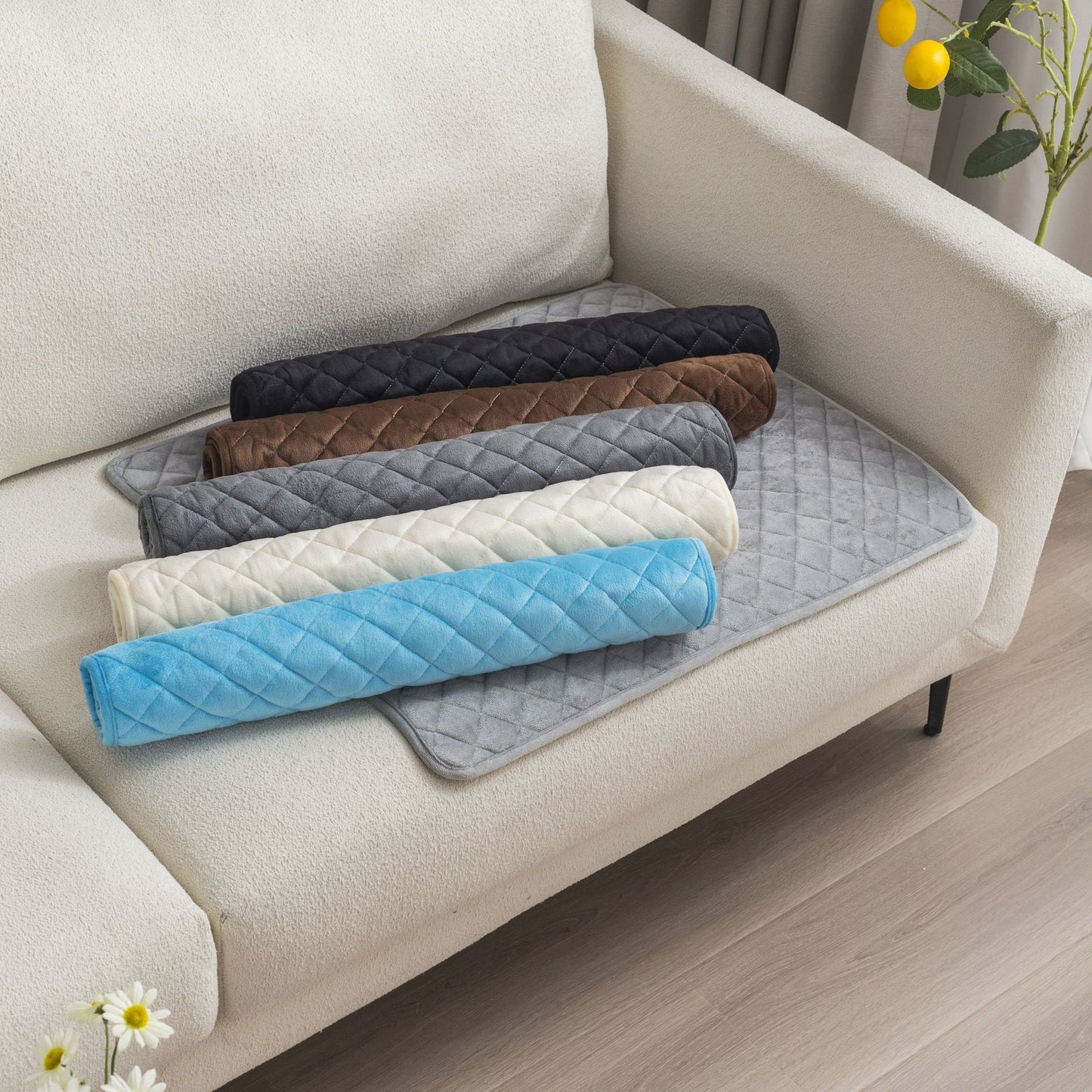 Anti-slip plush pet bed